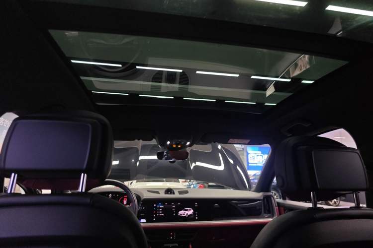Used Porsche Cayenne 2024 Cayenne 3.0T Headliner