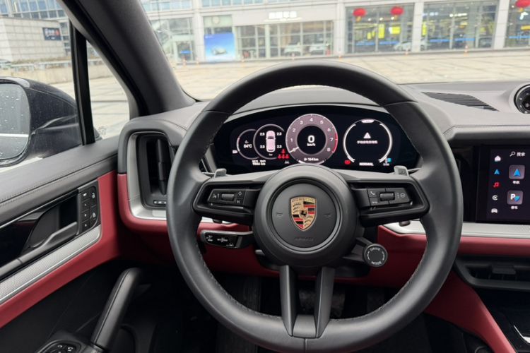 Used Porsche Cayenne 2024 Cayenne 3.0T Interior 1