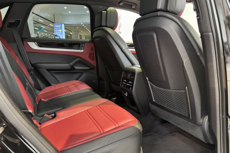 Used Porsche Cayenne 2024 Cayenne 3.0T Interior 2