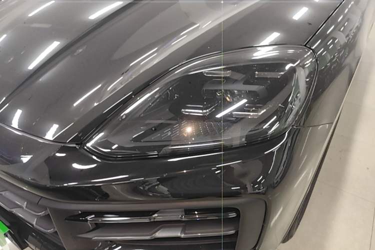 Used Porsche Cayenne 2024 Cayenne 3.0T Left Front Headlight