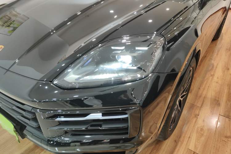 Used Porsche Cayenne 2024 Cayenne 3.0T Left Front Headlight