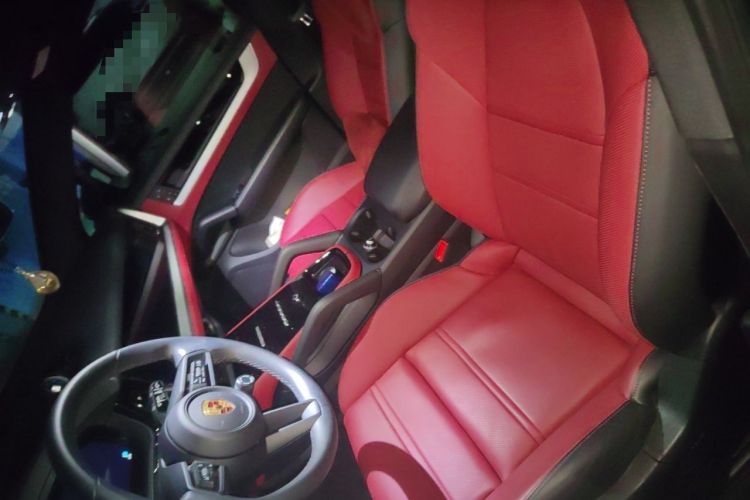 Used Porsche Cayenne 2024 Cayenne 3.0T Left Front Seat