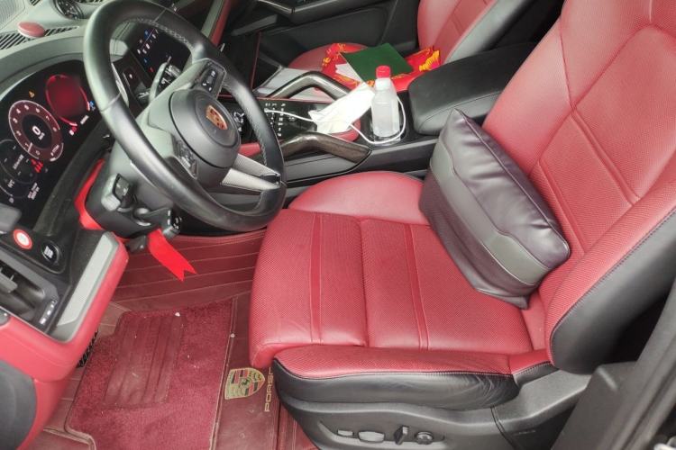 Used Porsche Cayenne 2024 Cayenne 3.0T Left Front Seat