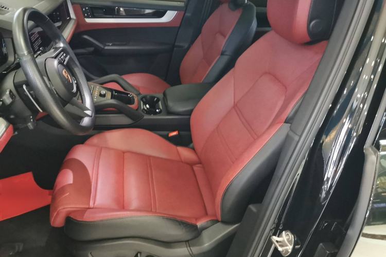 Used Porsche Cayenne 2024 Cayenne 3.0T Left Front Seat