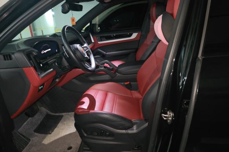 Used Porsche Cayenne 2024 Cayenne 3.0T Left Front Seat