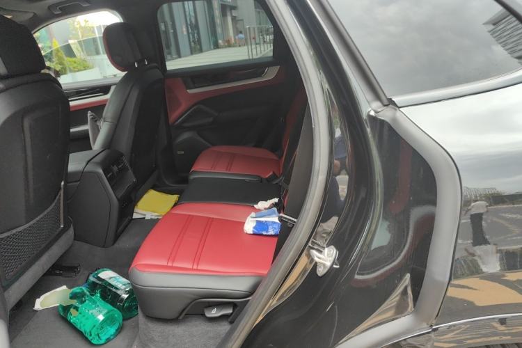 Used Porsche Cayenne 2024 Cayenne 3.0T Left Rear Seat