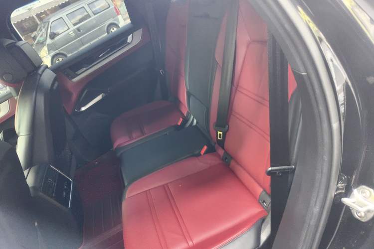 Used Porsche Cayenne 2024 Cayenne 3.0T Left Rear Seat