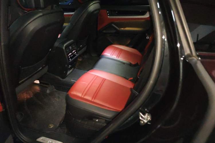 Used Porsche Cayenne 2024 Cayenne 3.0T Left Rear Seat