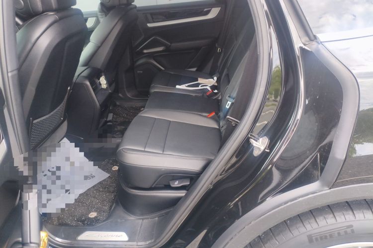 Used Porsche Cayenne 2024 Cayenne 3.0T Left Rear Seat