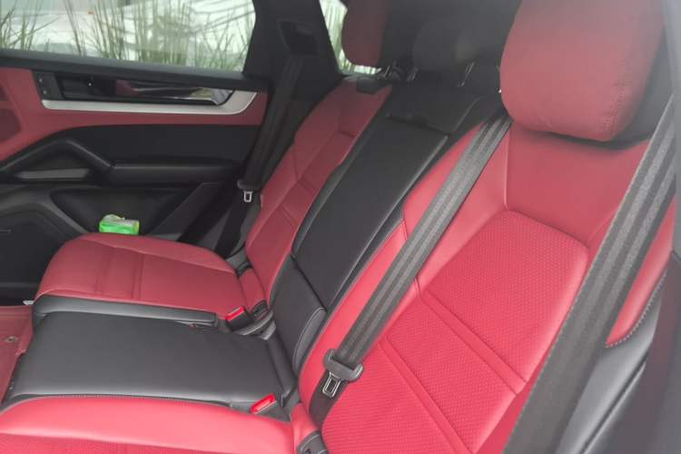 Used Porsche Cayenne 2024 Cayenne 3.0T Left Rear Seat