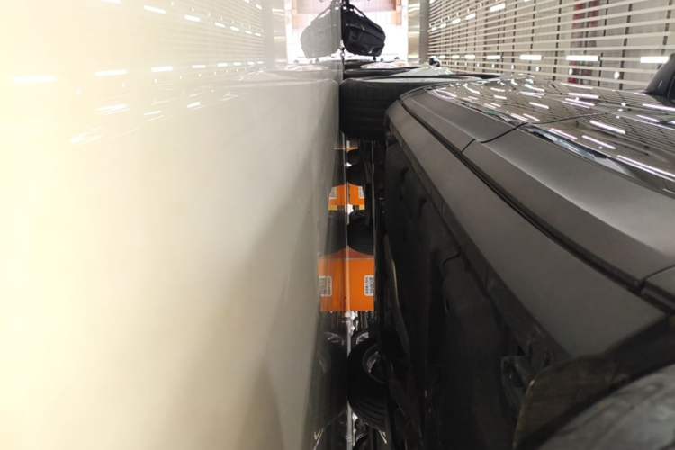 Used Porsche Cayenne 2024 Cayenne 3.0T Left Side Sill