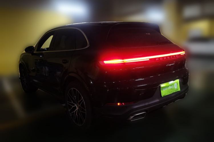 Used Porsche Cayenne 2024 Cayenne 3.0T Rear Left 45 Deg