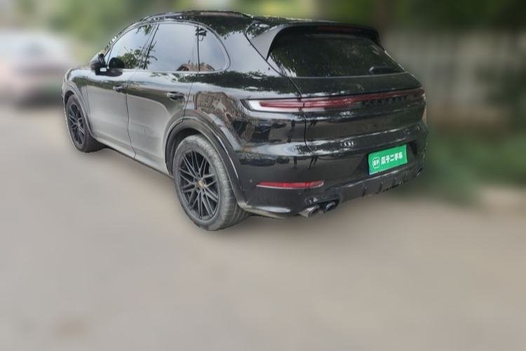Used Porsche Cayenne 2024 Cayenne 3.0T Rear Left 45 Deg