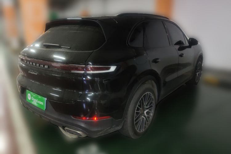 Used Porsche Cayenne 2024 Cayenne 3.0T Rear Right 45 Deg