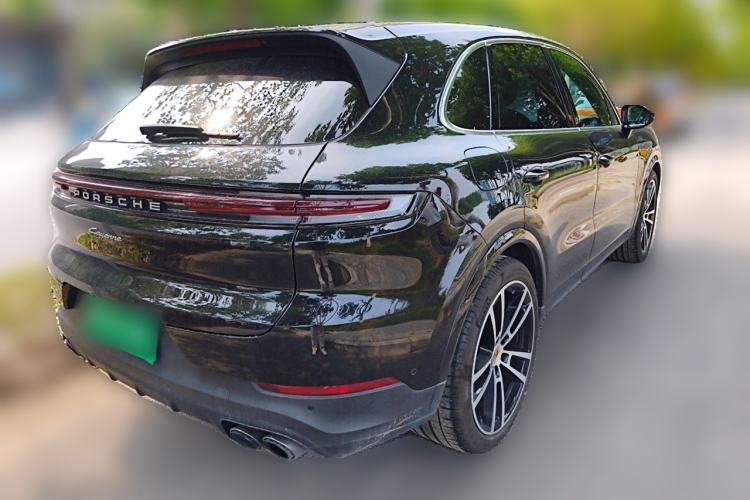 Used Porsche Cayenne 2024 Cayenne 3.0T Rear Right 45 Deg