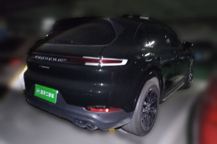 Used Porsche Cayenne 2024 Cayenne 3.0T Rear Right 45 Deg