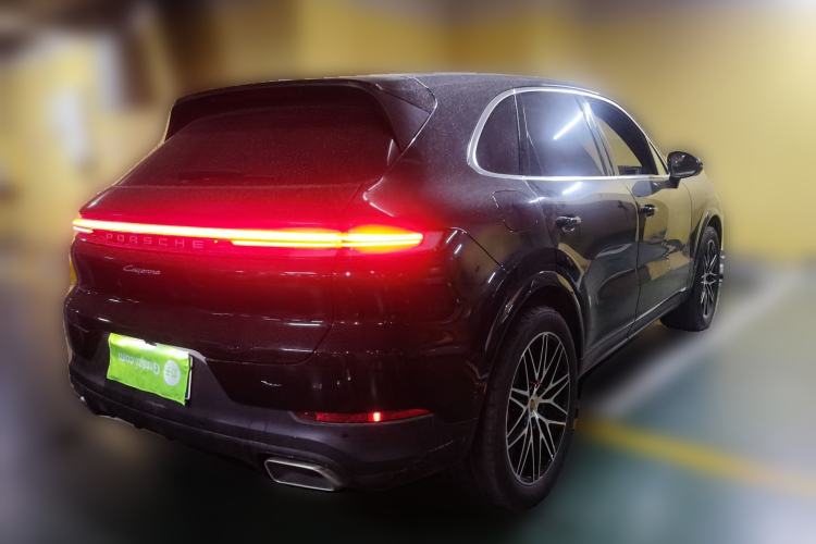 Used Porsche Cayenne 2024 Cayenne 3.0T Rear Right 45 Deg