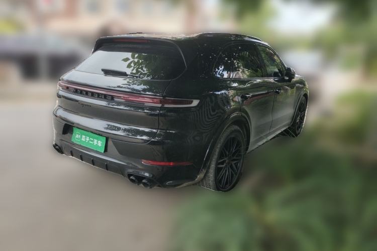 Used Porsche Cayenne 2024 Cayenne 3.0T Rear Right 45 Deg