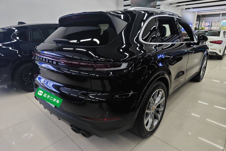 Used Porsche Cayenne 2024 Cayenne 3.0T Rear Right 45 Deg