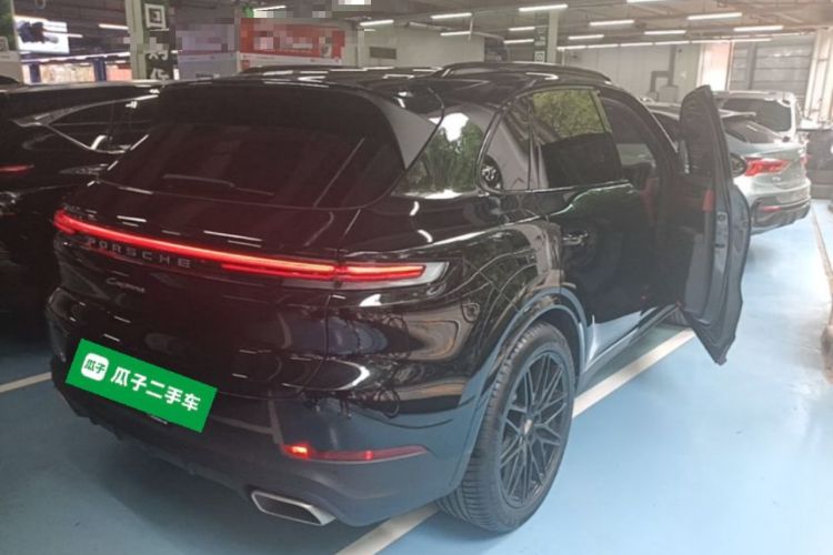 Used Porsche Cayenne 2024 Cayenne 3.0T Rear Right 45 Deg