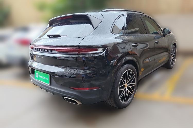 Used Porsche Cayenne 2024 Cayenne 3.0T Rear Right 45 Deg