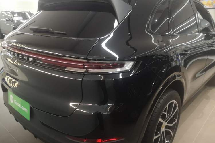 Used Porsche Cayenne 2024 Cayenne 3.0T Rear