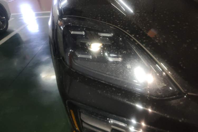 Used Porsche Cayenne 2024 Cayenne 3.0T Right Front Headlight