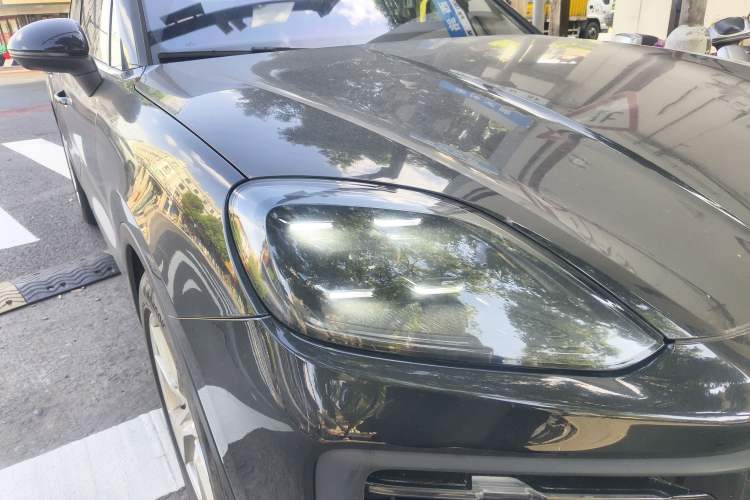 Used Porsche Cayenne 2024 Cayenne 3.0T Right Front Headlight