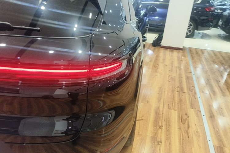 Used Porsche Cayenne 2024 Cayenne 3.0T Right Rear Taillight