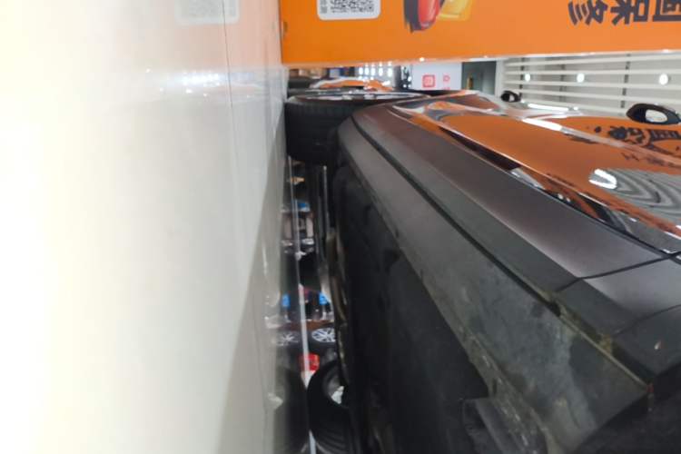Used Porsche Cayenne 2024 Cayenne 3.0T Right Side Sill