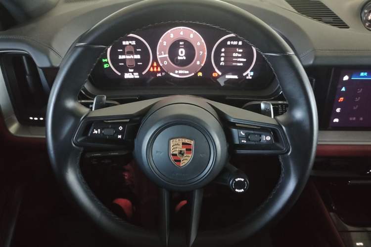Used Porsche Cayenne 2024 Cayenne 3.0T Steering Wheel