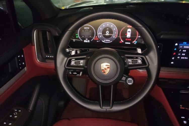 Used Porsche Cayenne 2024 Cayenne 3.0T Steering Wheel