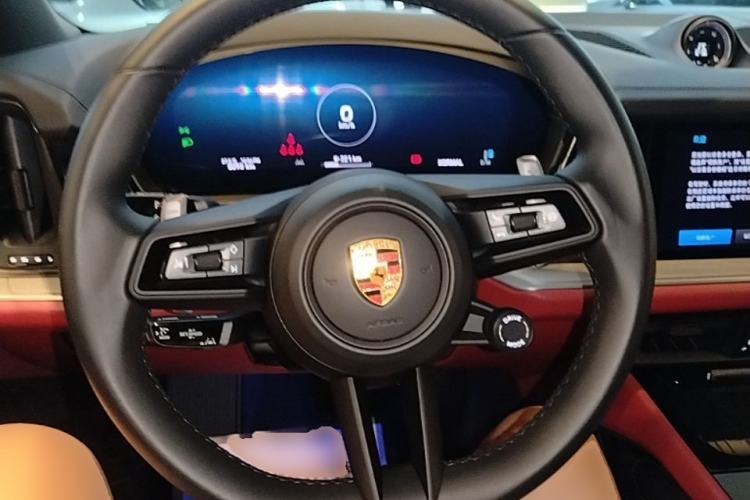 Used Porsche Cayenne 2024 Cayenne 3.0T Steering Wheel