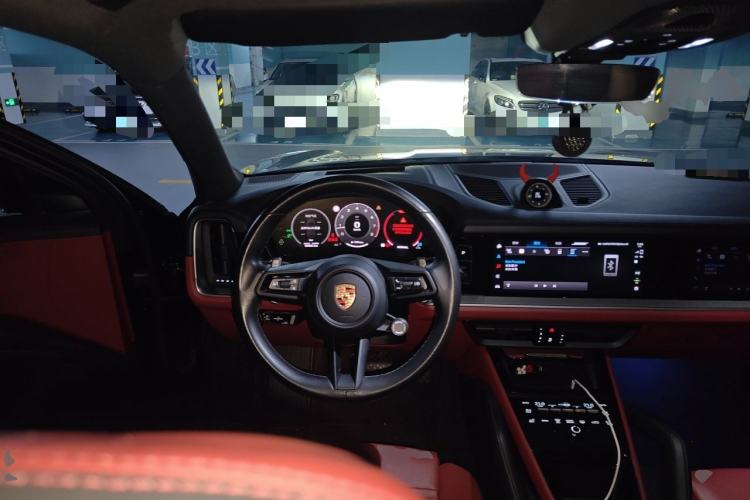 Used Porsche Cayenne 2024 Cayenne 3.0T Steering Wheel
