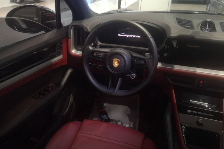 Used Porsche Cayenne 2024 Cayenne 3.0T Steering Wheel