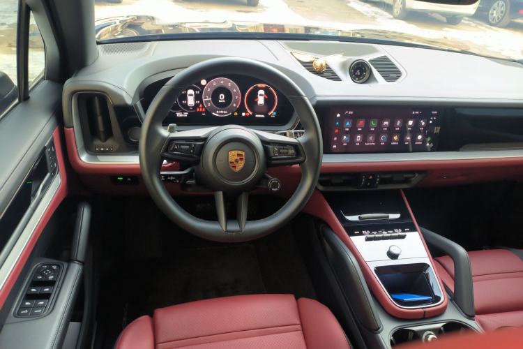 Used Porsche Cayenne 2024 Cayenne 3.0T Steering Wheel