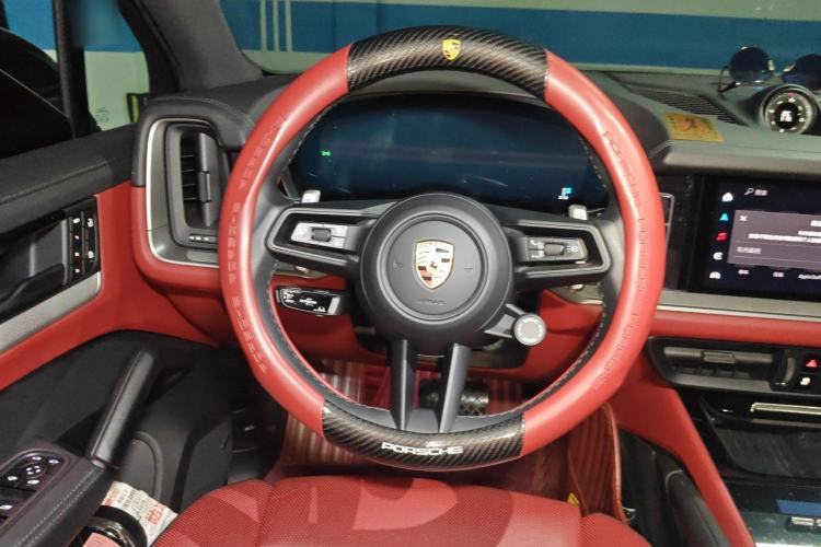 Used Porsche Cayenne 2024 Cayenne 3.0T Steering Wheel