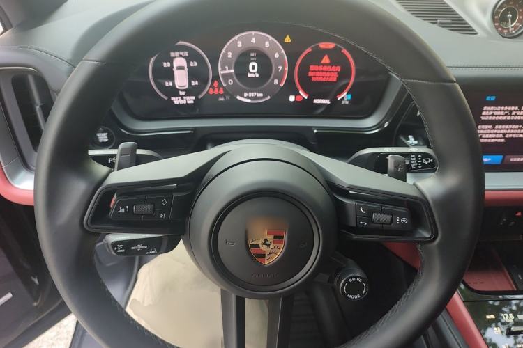 Used Porsche Cayenne 2024 Cayenne 3.0T Steering Wheel