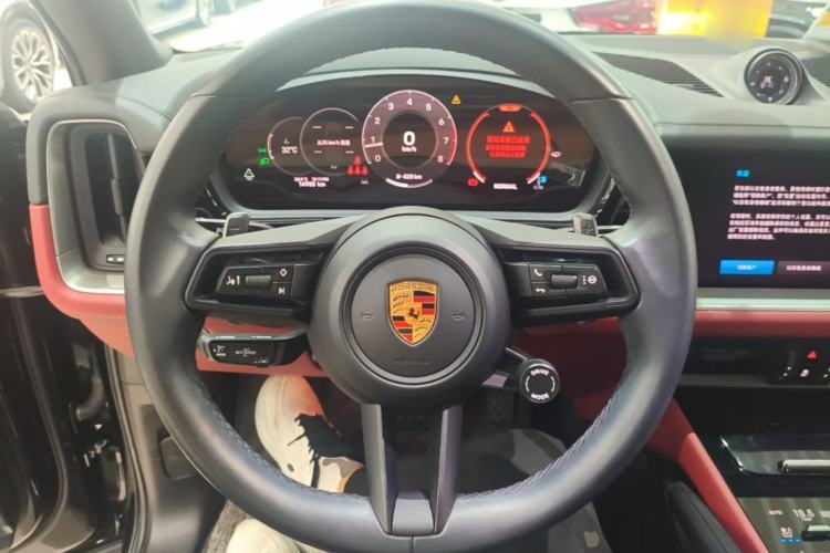 Used Porsche Cayenne 2024 Cayenne 3.0T Steering Wheel