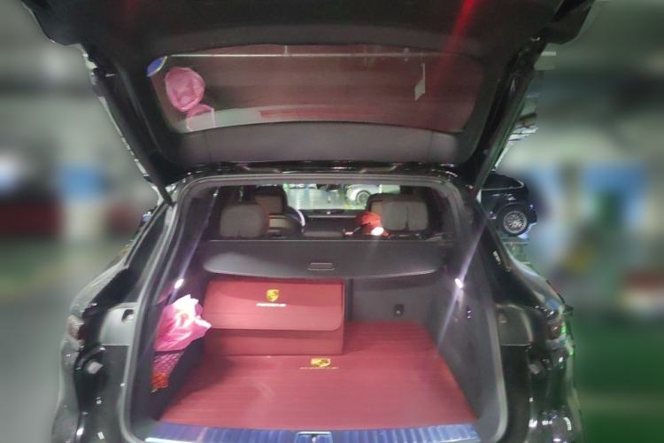 Used Porsche Cayenne 2024 Cayenne 3.0T Trunk