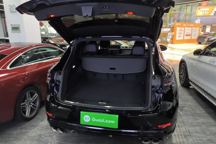 Used Porsche Cayenne 2024 Cayenne 3.0T Trunk