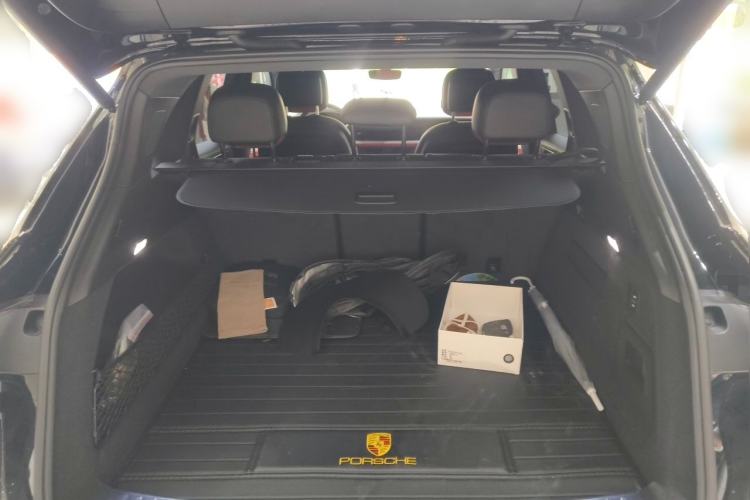Used Porsche Cayenne 2024 Cayenne 3.0T Trunk