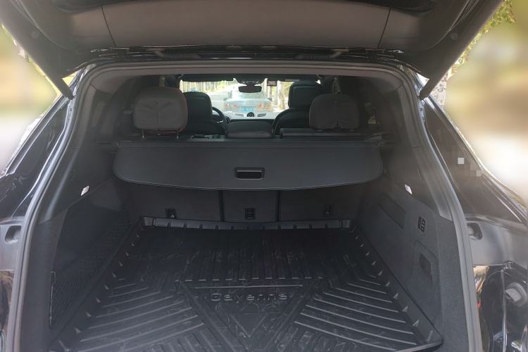 Used Porsche Cayenne 2024 Cayenne 3.0T Trunk