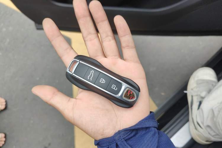 Used Porsche Cayenne 2024 Cayenne 3.0T Vehicle Key