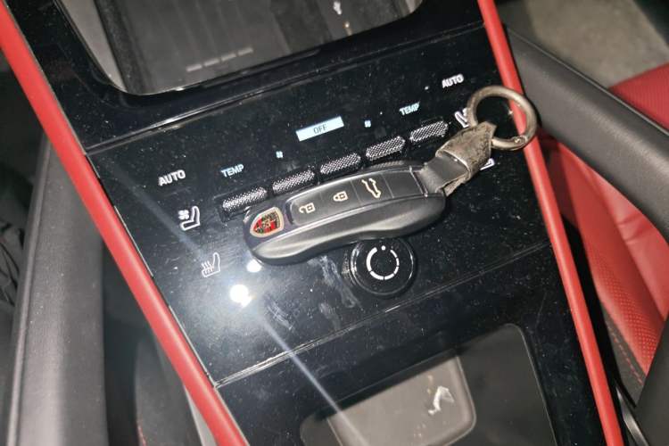 Used Porsche Cayenne 2024 Cayenne 3.0T Vehicle Key