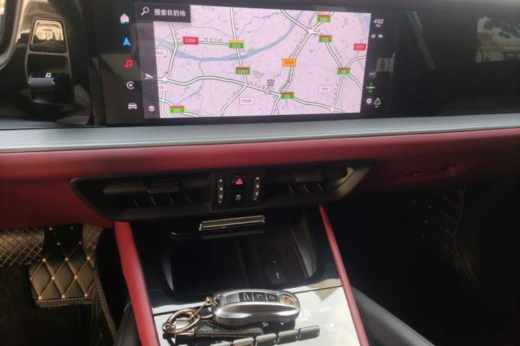 Used Porsche Cayenne 2024 Cayenne 3.0T Audio And AC Panel