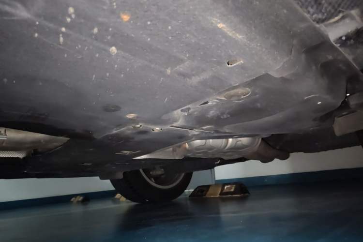Used Porsche Cayenne 2024 Cayenne 3.0T Chassis Rear Left
