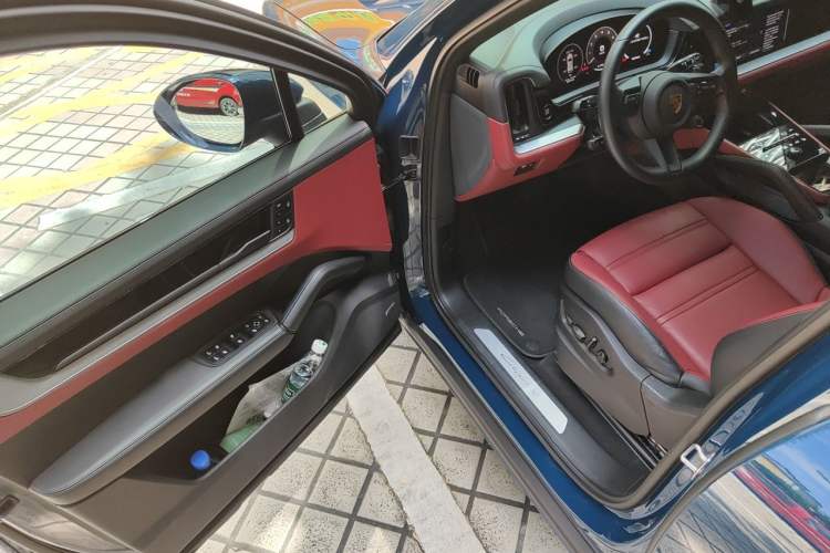 Used Porsche Cayenne 2024 Cayenne 3.0T Driver Seat