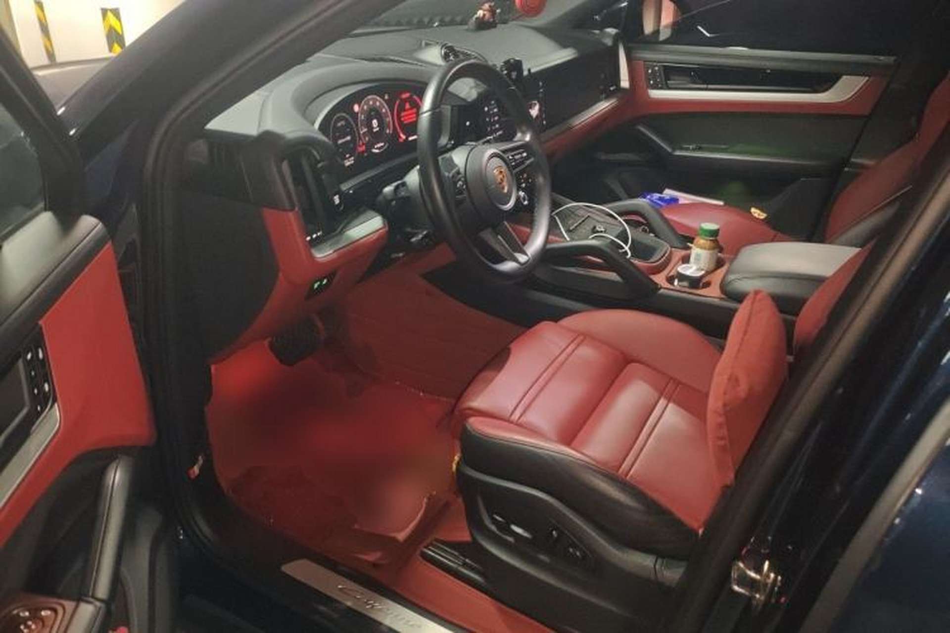 Used Porsche Cayenne 2024 Cayenne Coupé 3.0T Driver Seat