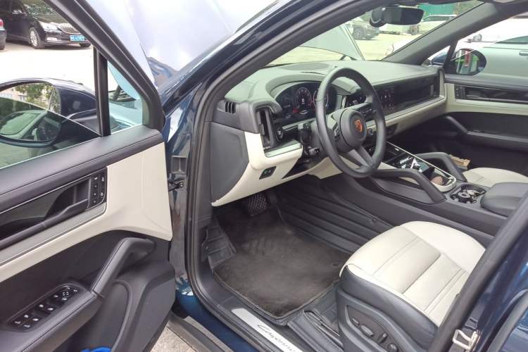 Used Porsche Cayenne 2024 Cayenne 3.0T Driver Seat
